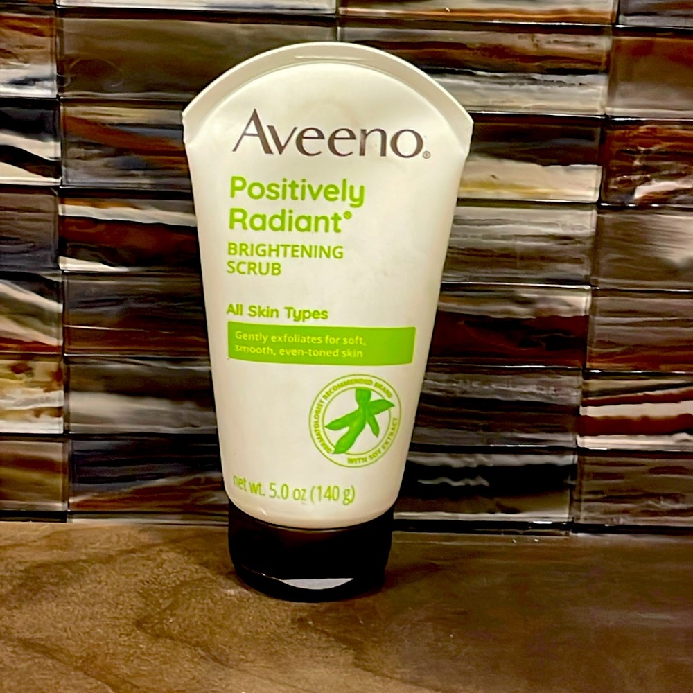 Aveeno brightening scrub